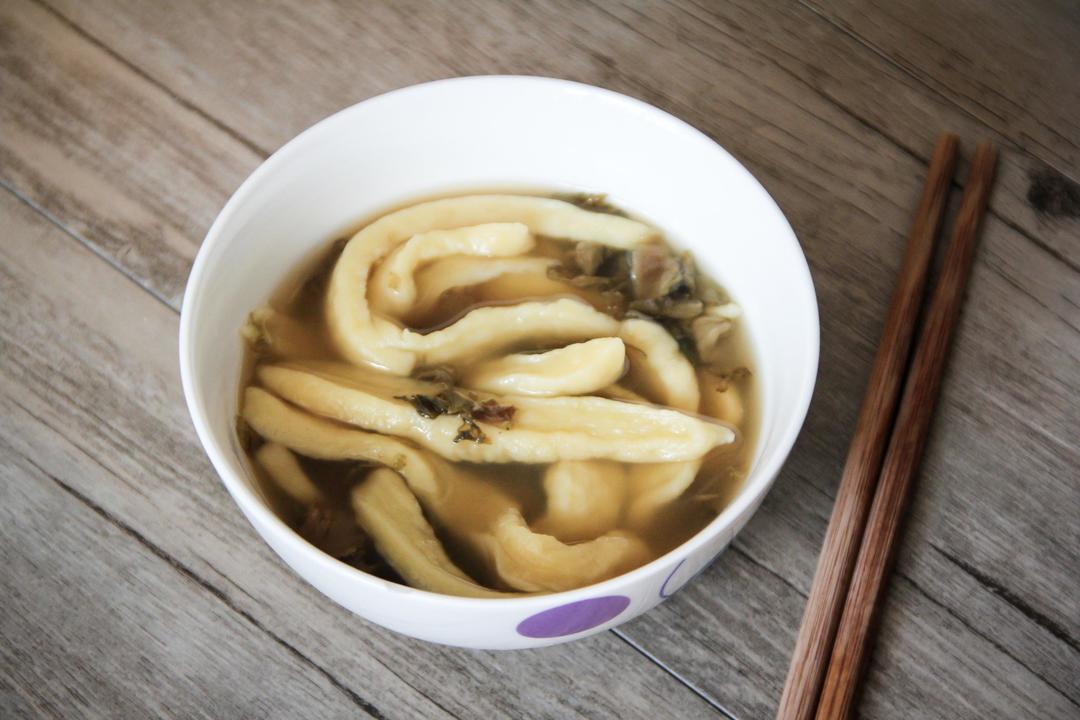 超劲道咸菜面疙瘩 素食也可以如此美味！的做法