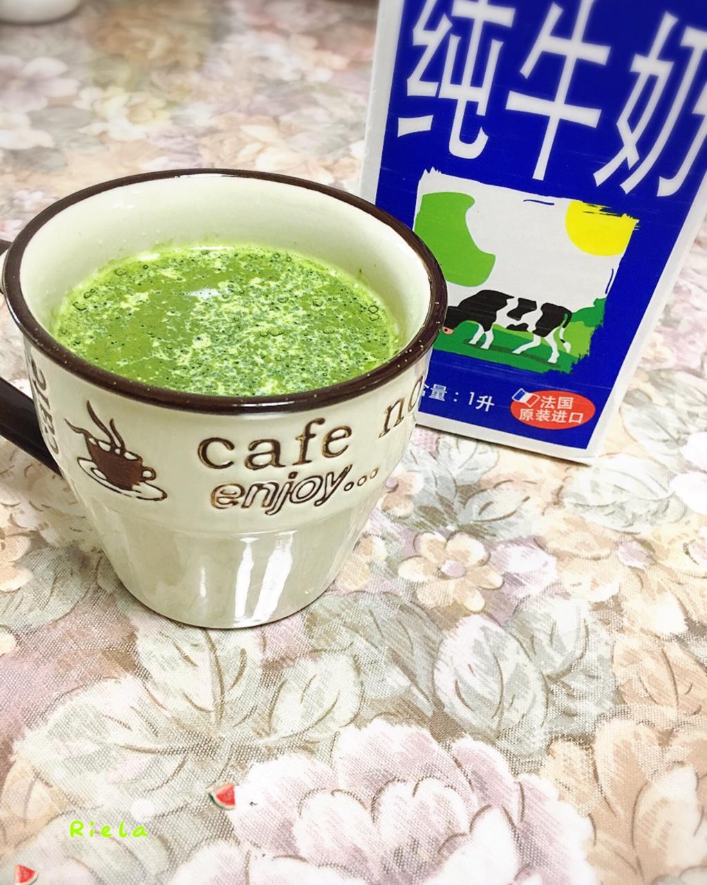 成熟口味抹茶拿铁