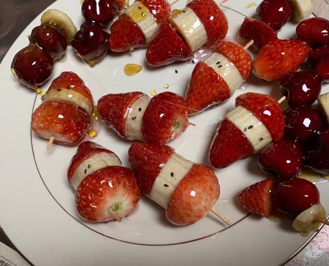 0失败！🎄圣诞节甜品｜超可爱的草莓雪人糖葫芦