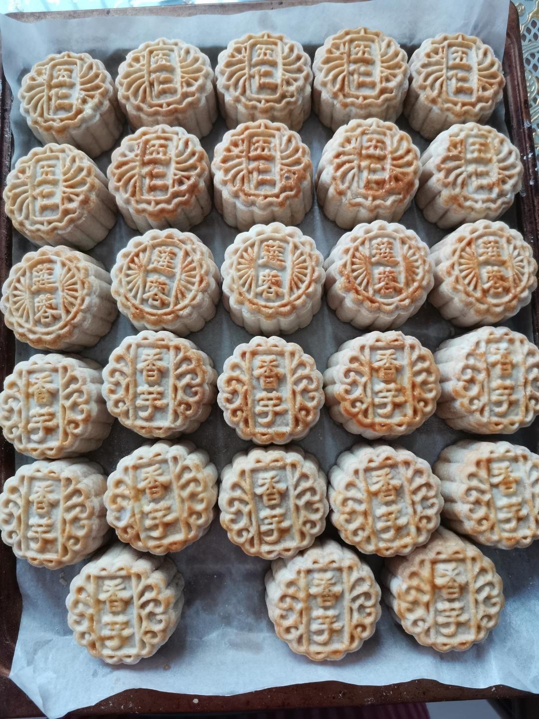 赞👍琼式酥皮月饼