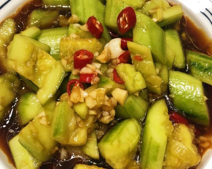 超爽口开胃🉐️刀拍黄瓜