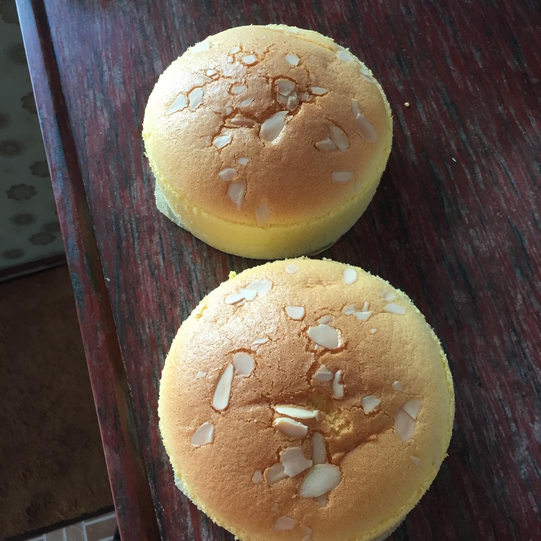 简单易成功的古早蛋糕 戚风蛋糕