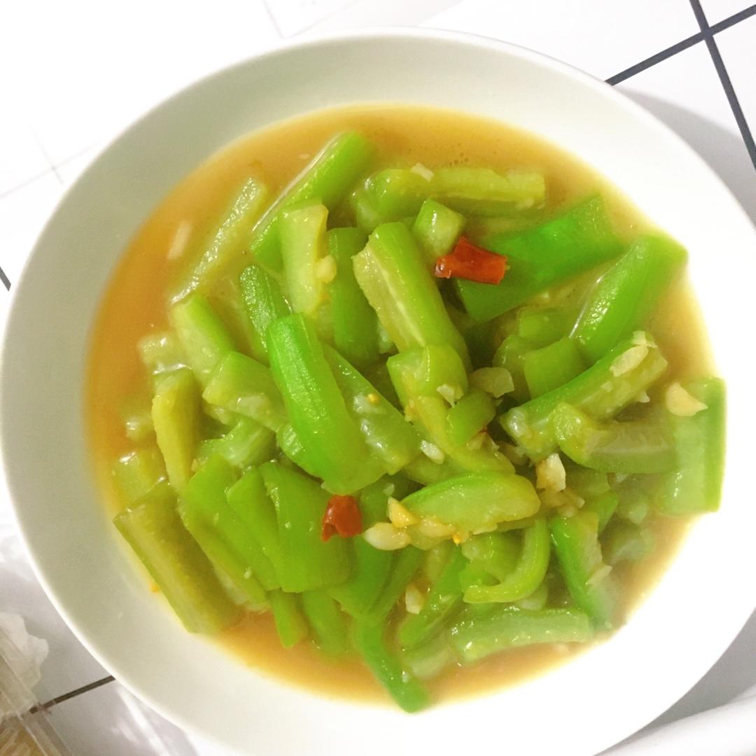 教你在家做丝瓜最好吃的做法，简单又营养，想不好吃都难