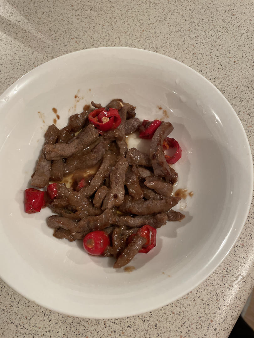 洋葱蘑菇牛肉粒