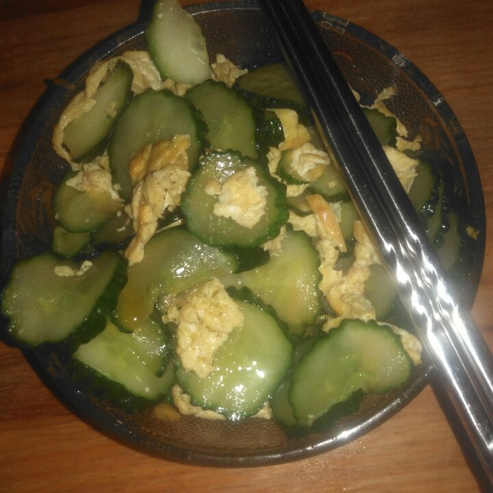 黄瓜炒鸡蛋