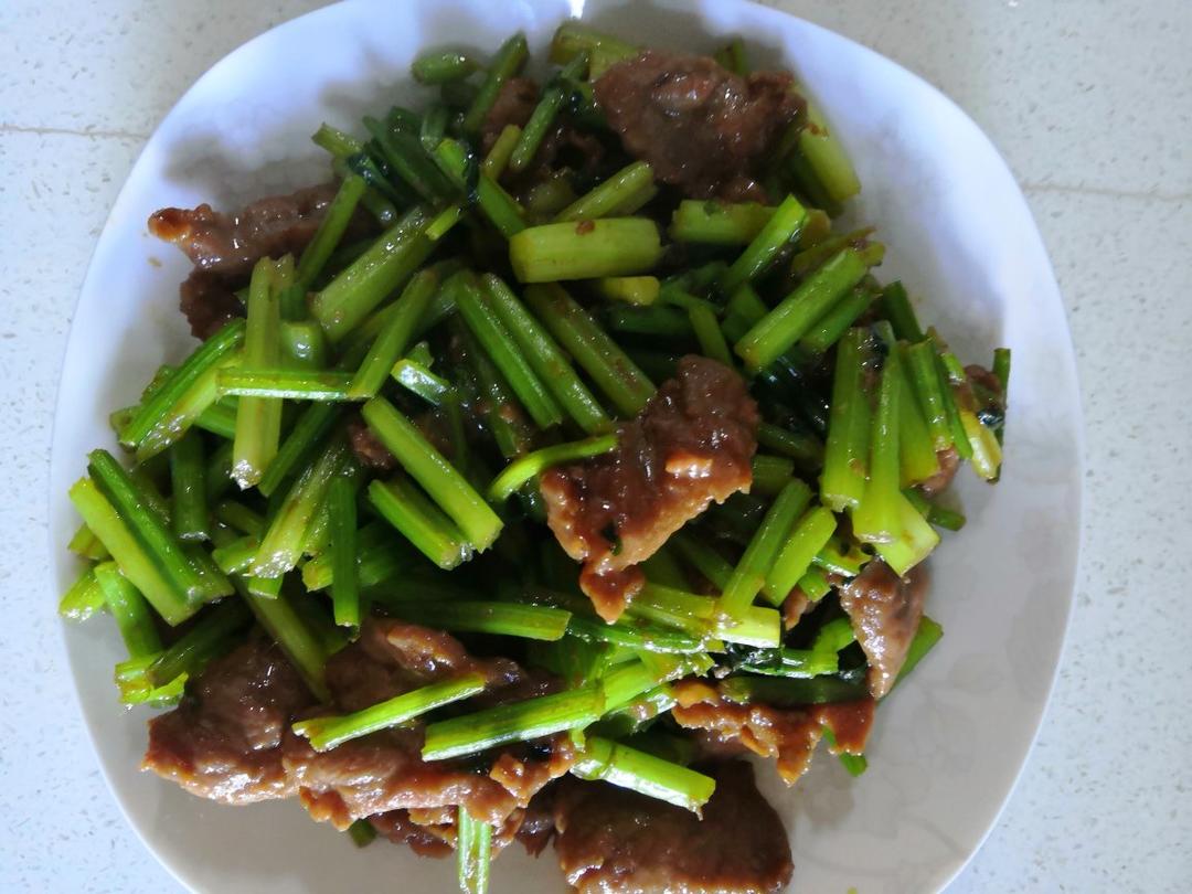 芹菜炒牛肉