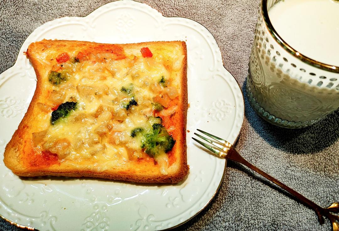 简易吐司披萨，早点夜宵