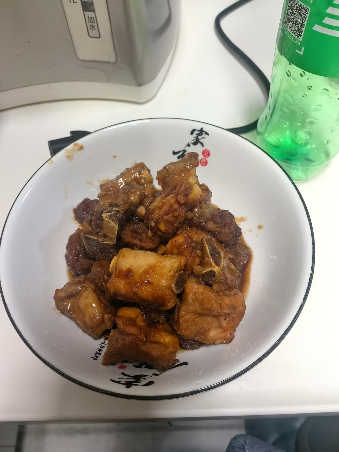 一嘬就脱骨的雪碧话梅小排