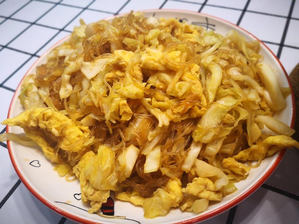 包菜粉丝炒鸡蛋