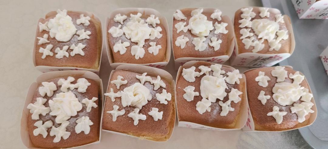 北海道戚风杯子蛋糕