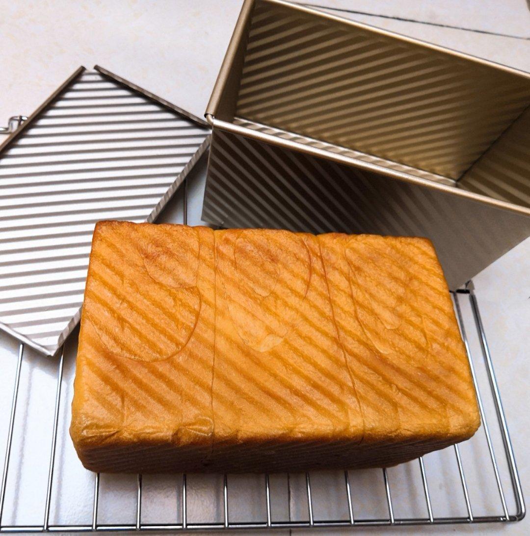 鲜奶吐司（老面法）