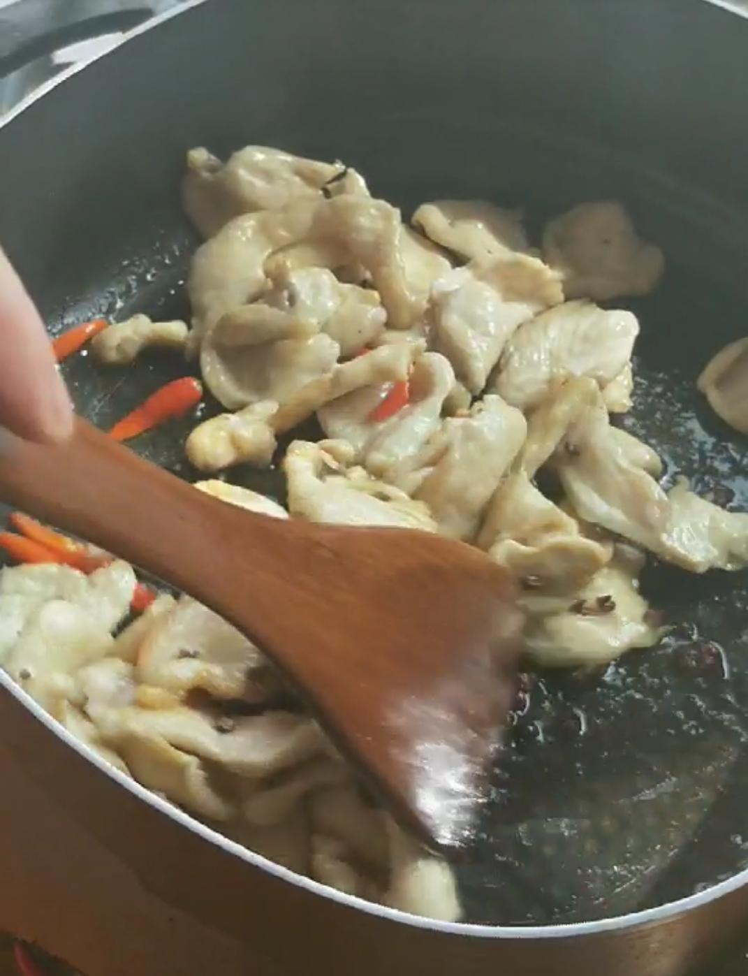 川味麻辣鸡柳肉片的做法 步骤6