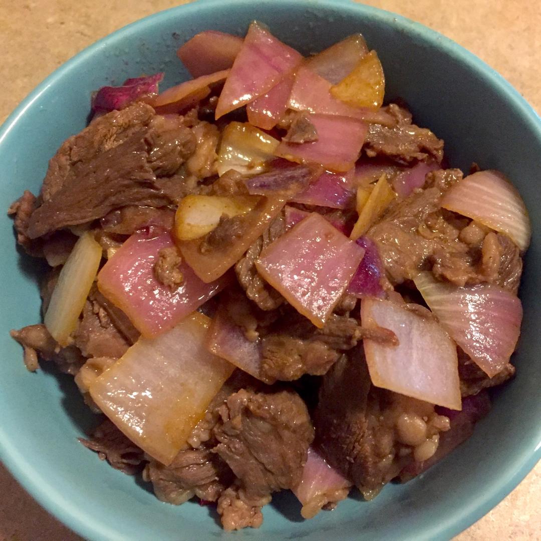 洋葱炒牛肉