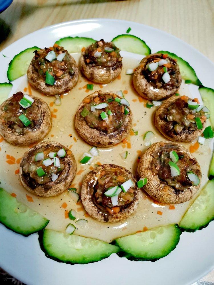 豆腐肉末酿香菇