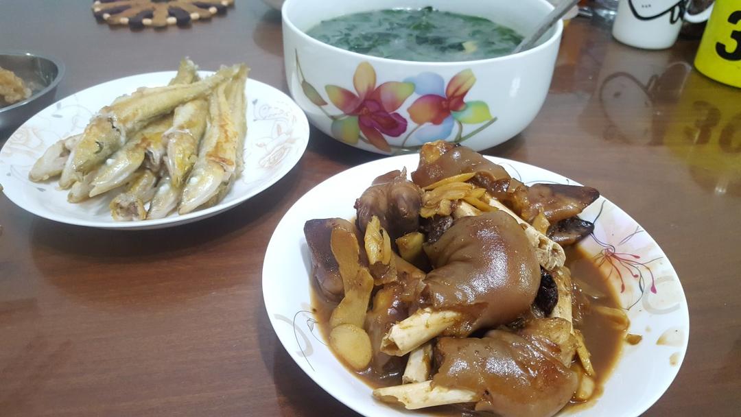 红烧羊蹄 看了就让你流口水的进补大菜