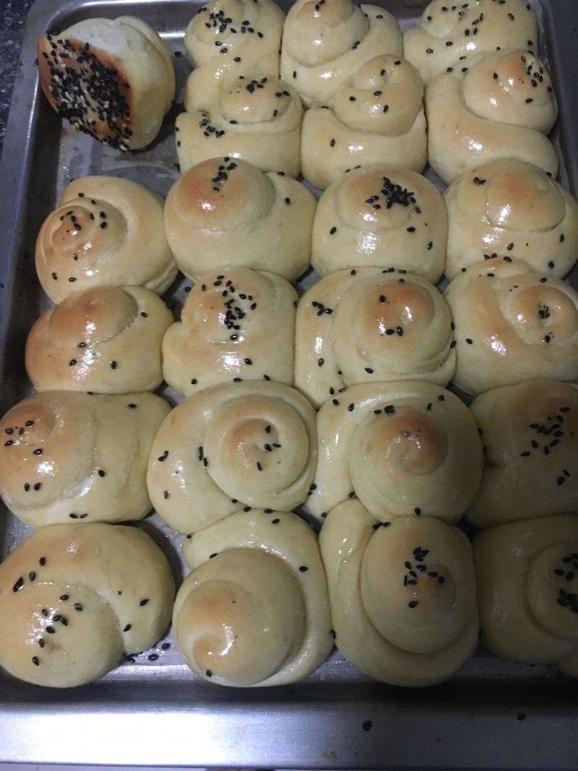 蜂蜜脆底小面包