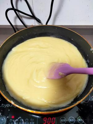 咸蛋黄流心绿豆糕的做法 步骤14