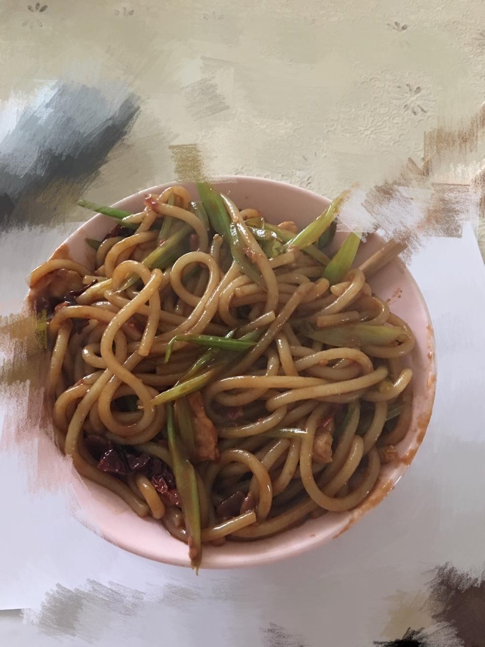 歹歹的新疆炒米粉