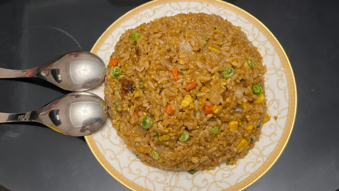 胜过炒饭的隔夜饭新吃法！