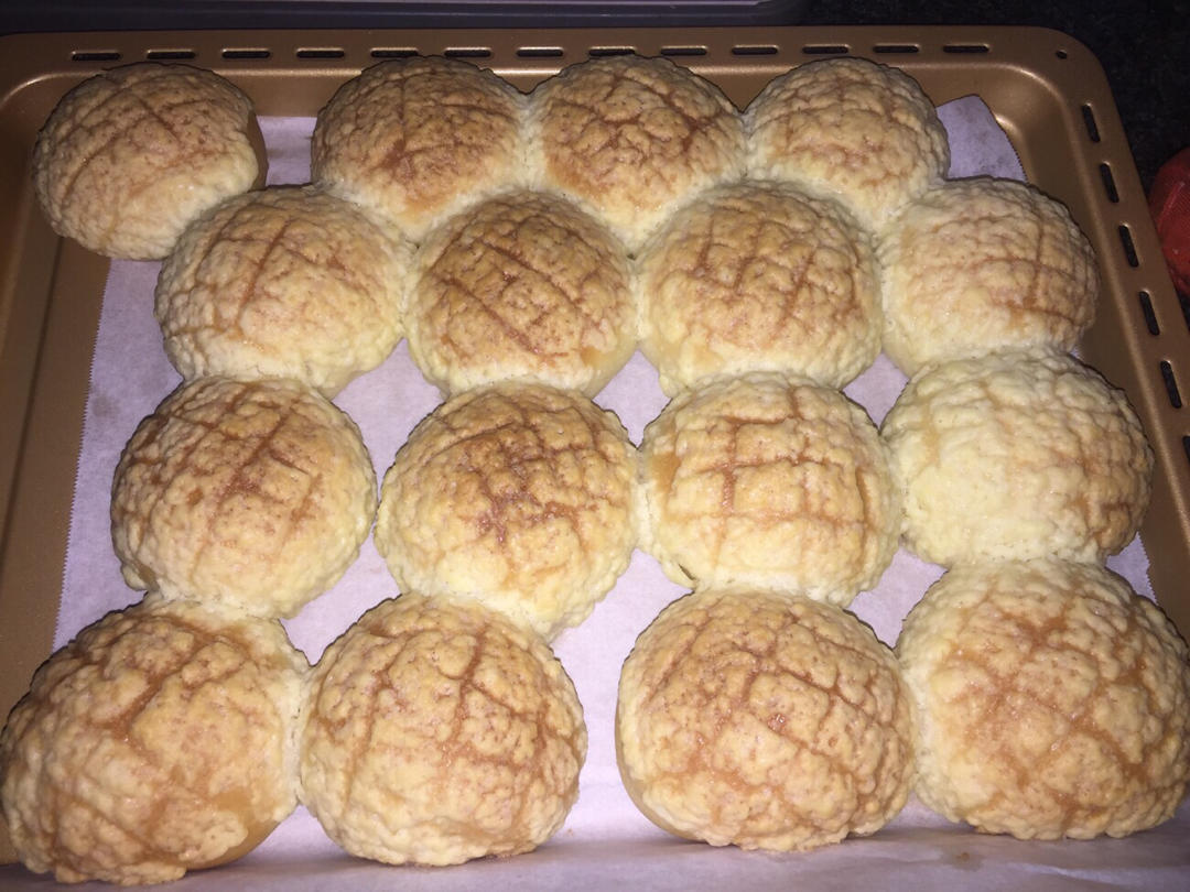水合法一发酥皮菠萝包