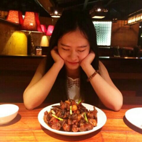 是小洁也是小怡