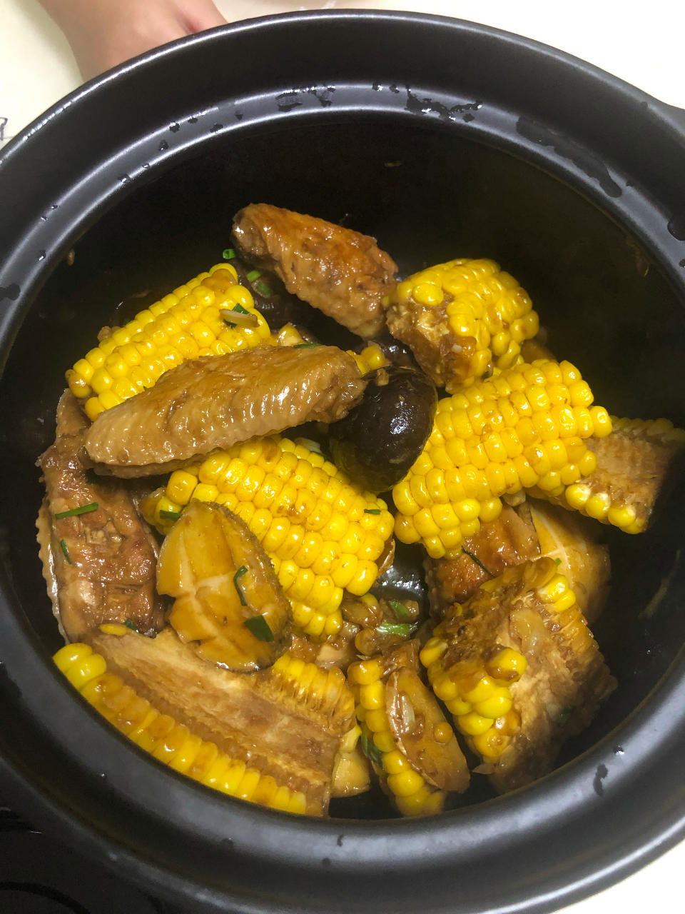 鲍鱼鸡翅煲