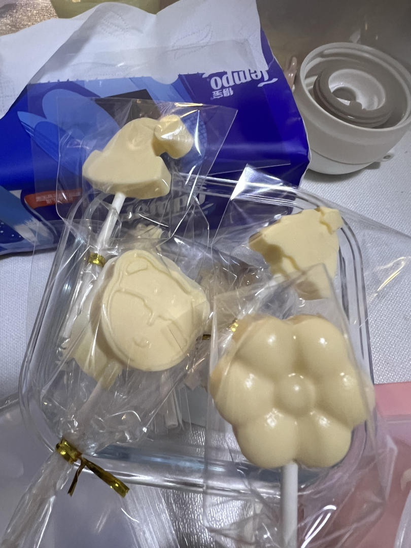 奶酪棒（秒杀市面上的妙可蓝多、女儿每天至少吃两支）