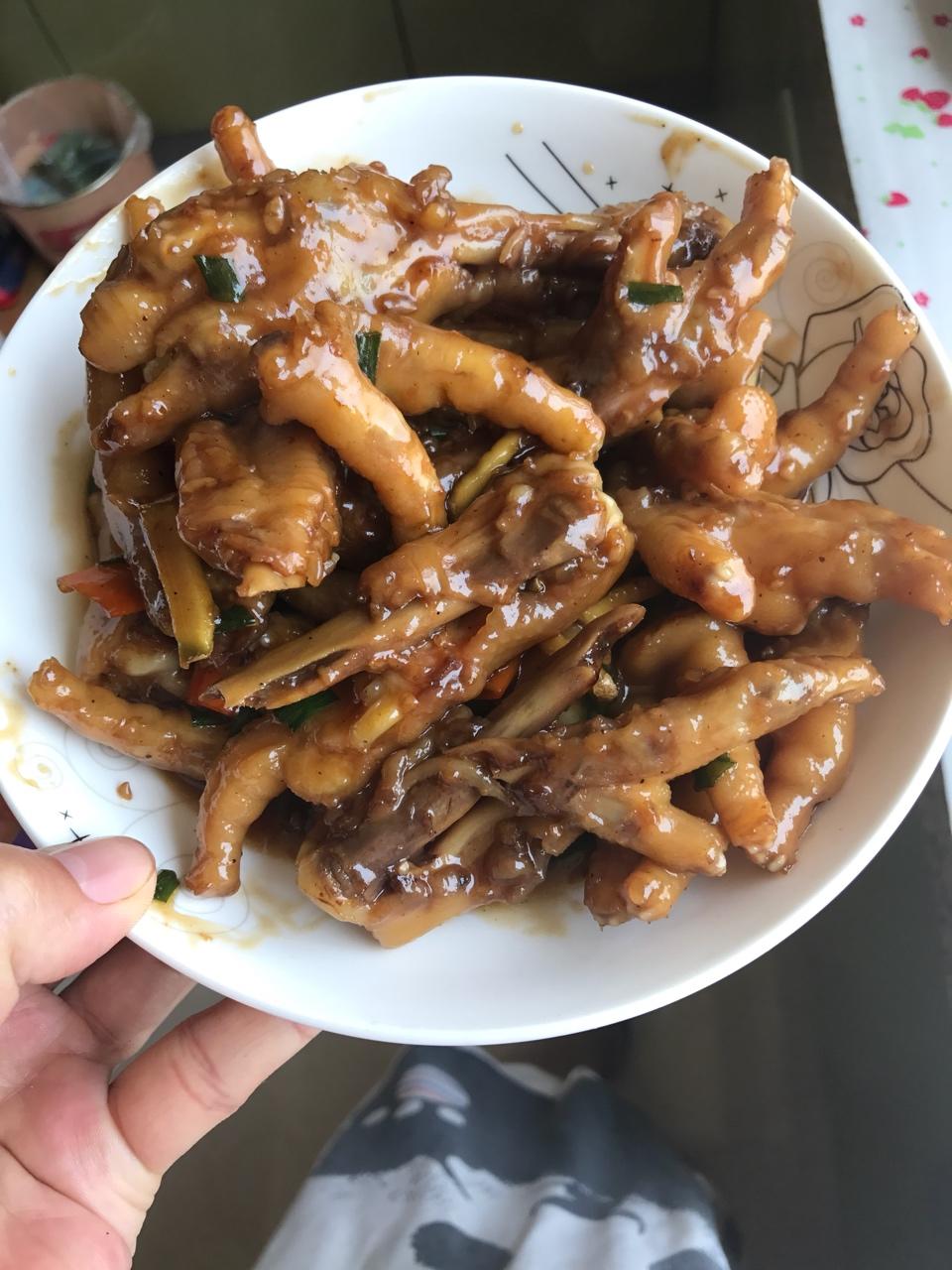 香辣烧鸡爪