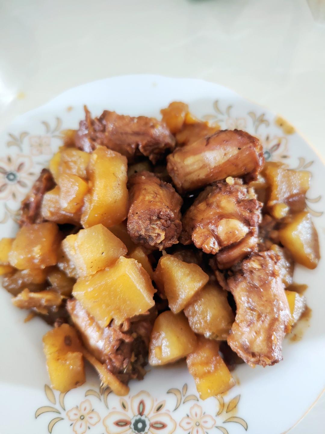 鸡脖子炖土豆《家常做法》