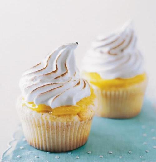 Lemon Meringue Cupcakes的做法