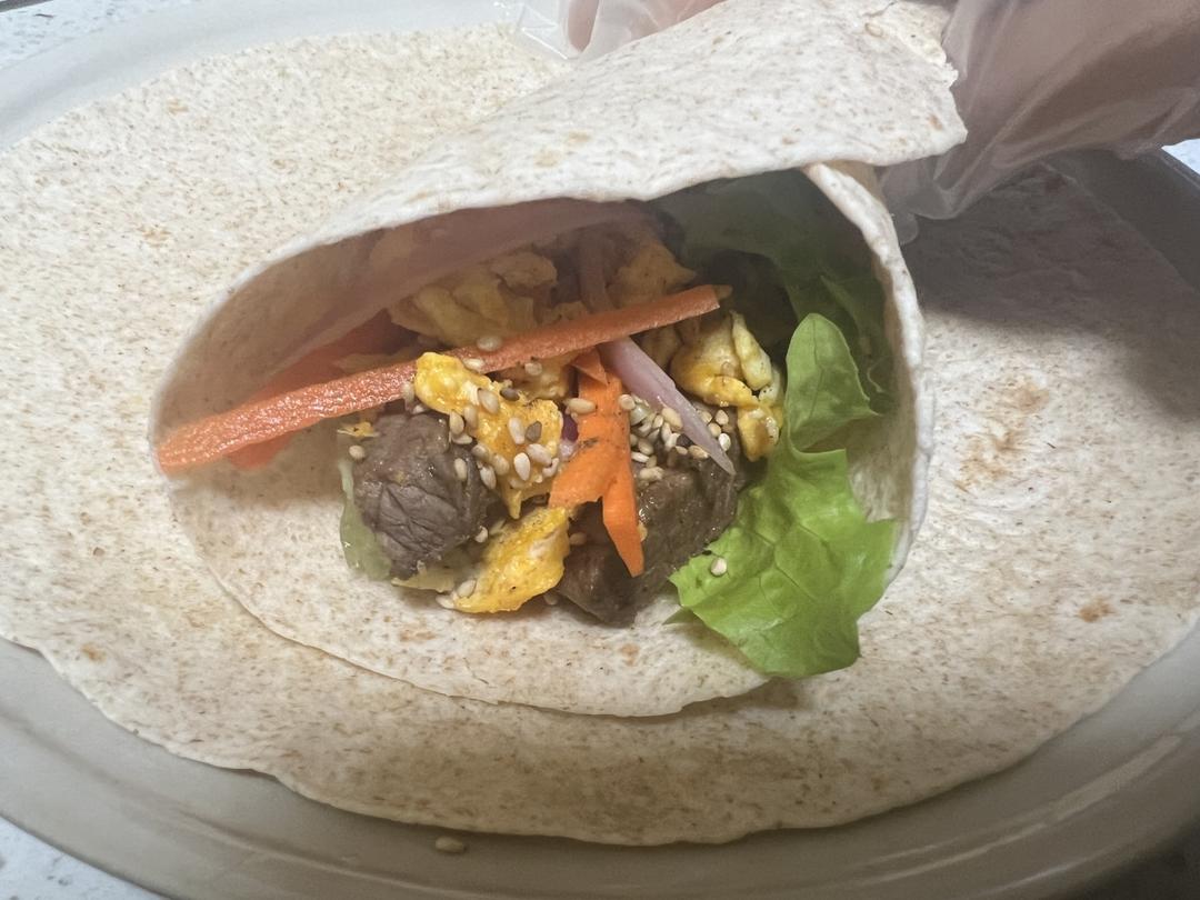 0脂黑椒牛肉卷饼