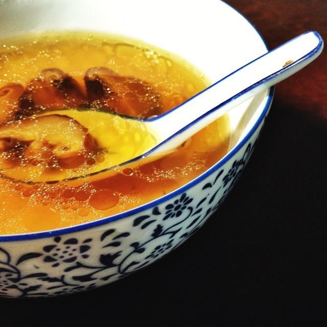 大蒜香菇鸡汤的做法
