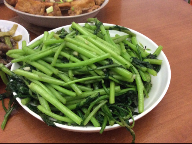 清炒茼蒿