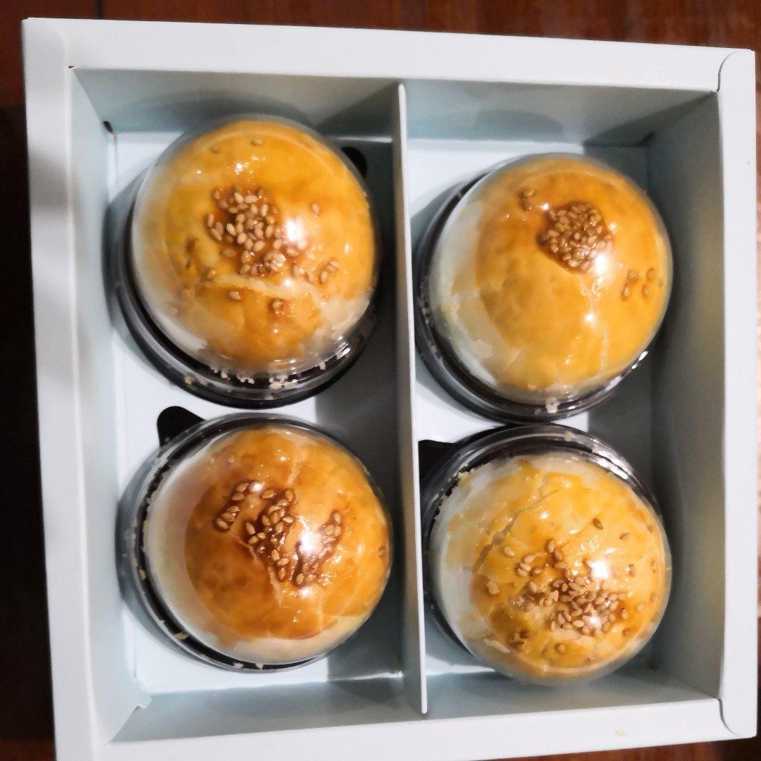 蛋黄酥
