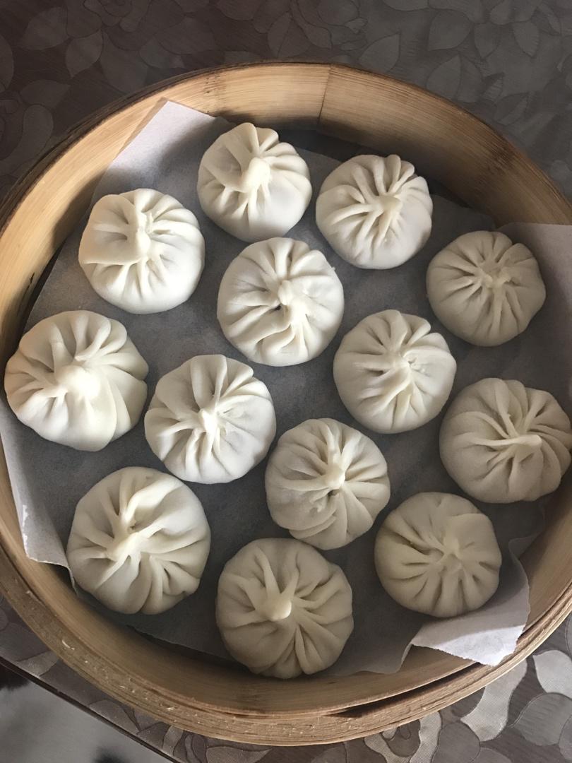 蟹粉小笼包