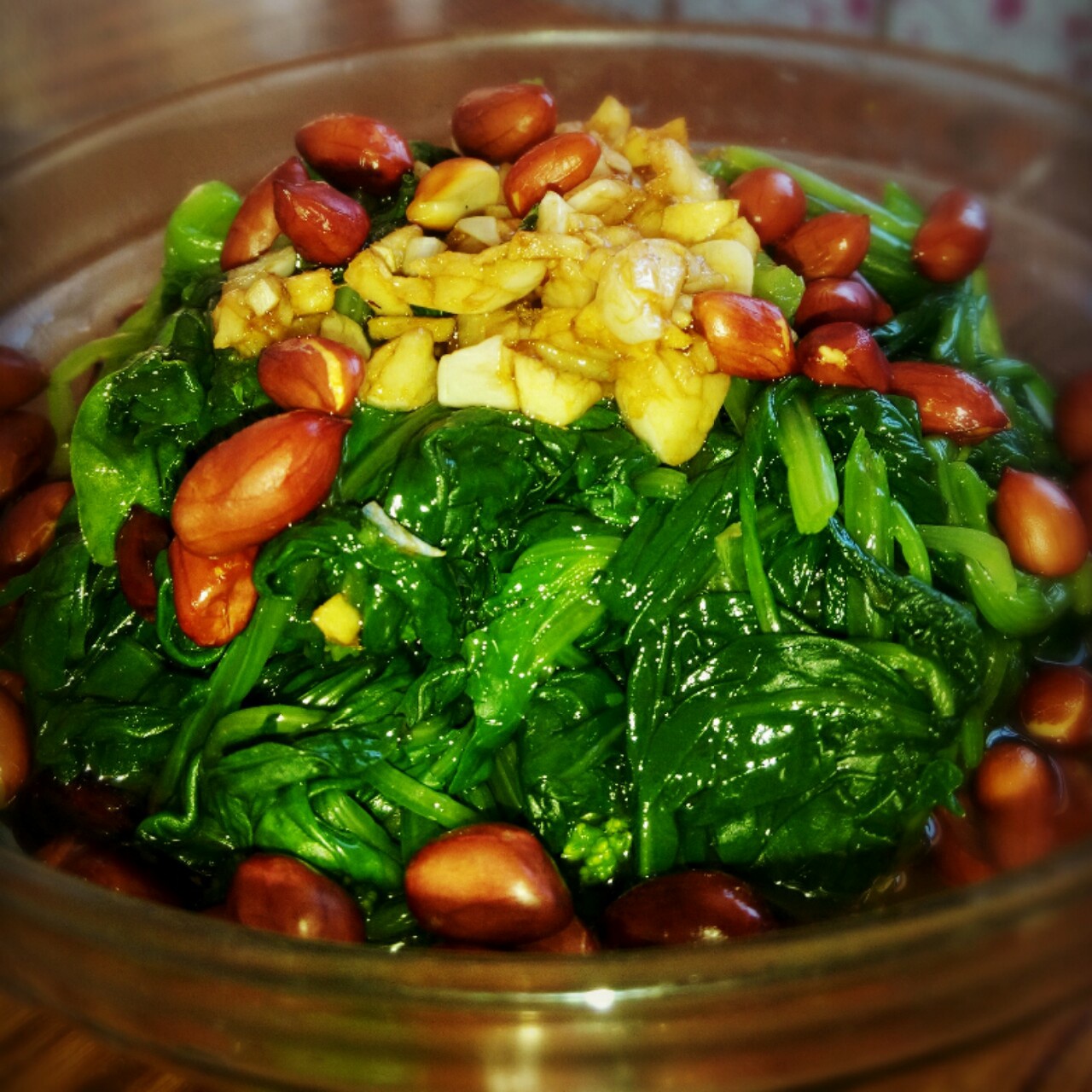 凉拌花生米菠菜