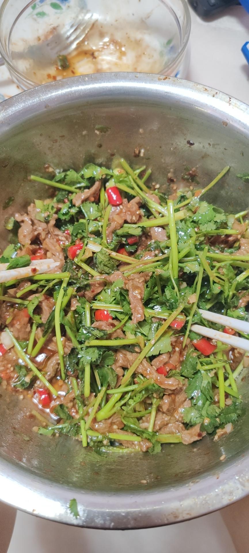 丈母娘吃了都夸的凉拌香菜牛肉