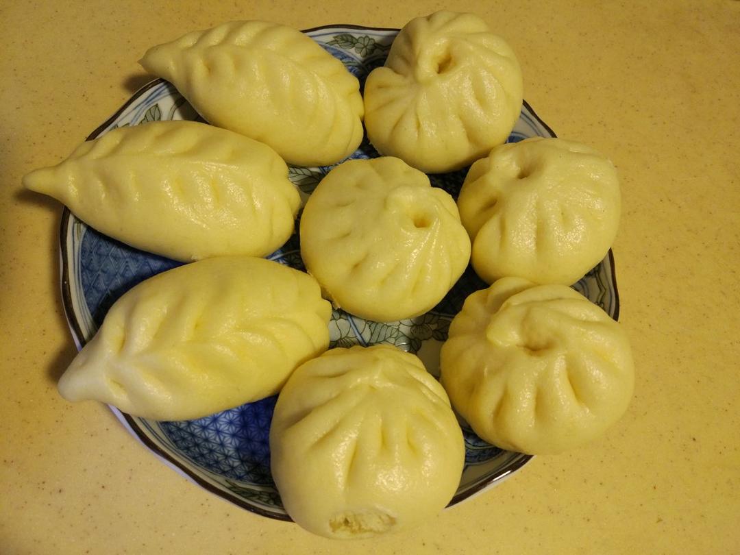 肉末豆角玉米面包子