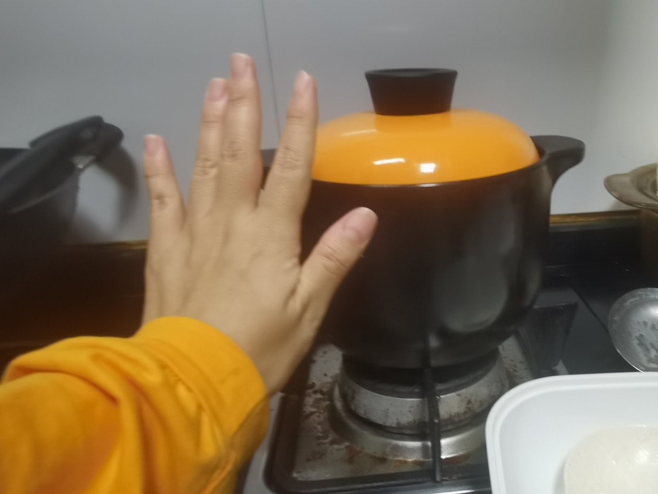 砂锅萝卜牛腩煲的做法 步骤10