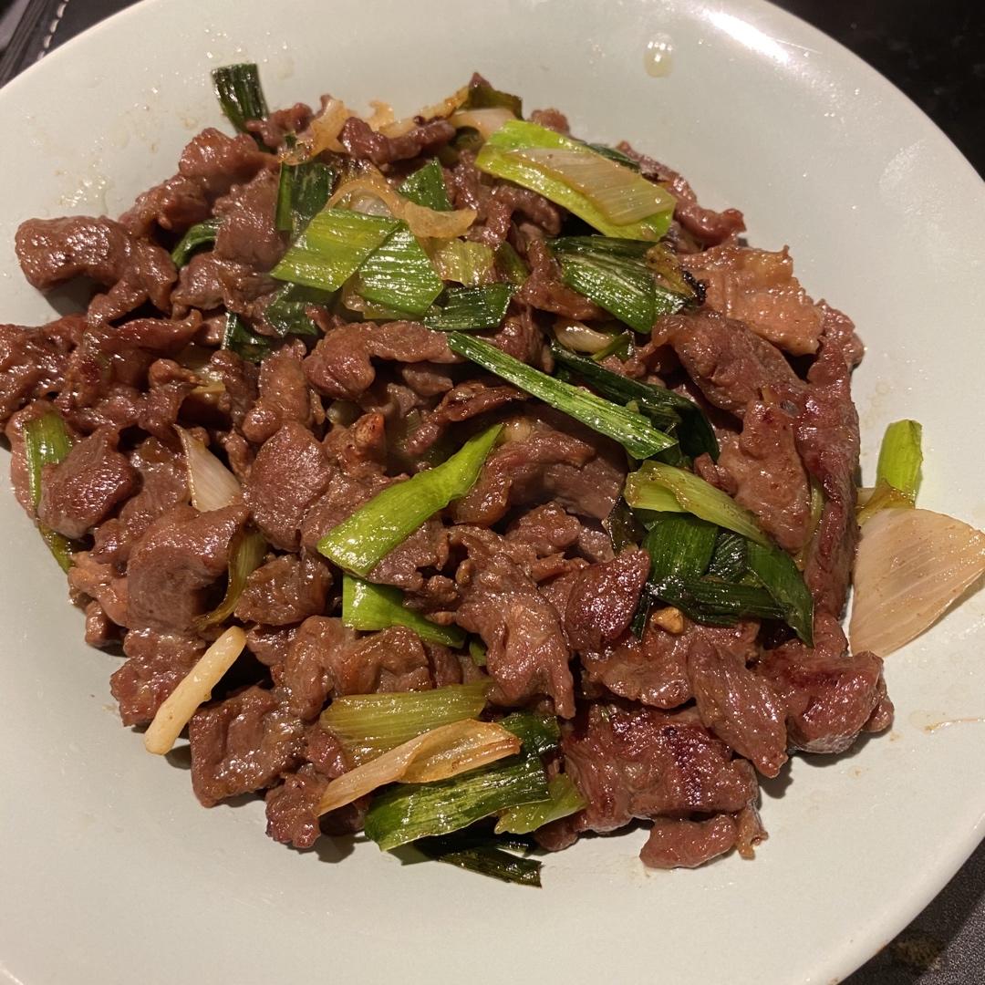 牛肉炒蒜苗