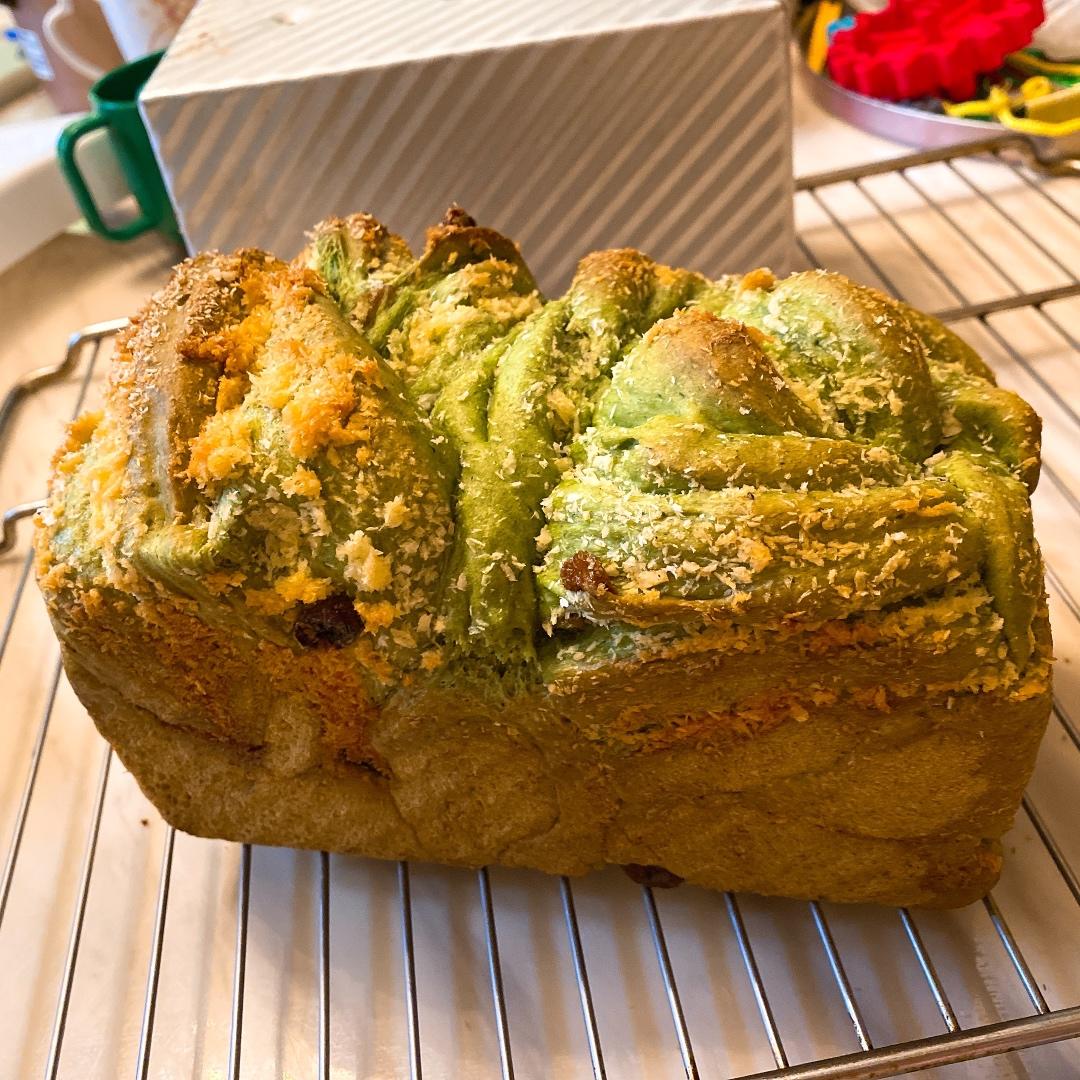 菠菜椰蓉吐司