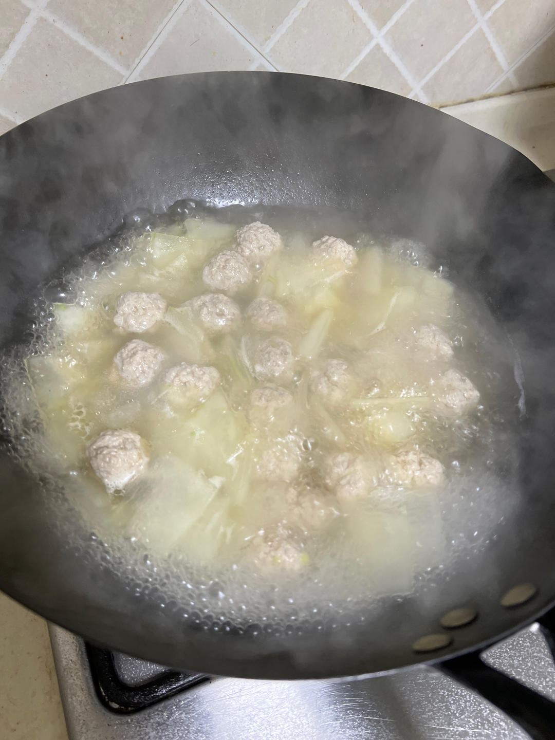 不用油不开油锅【冬瓜肉圆汤】
