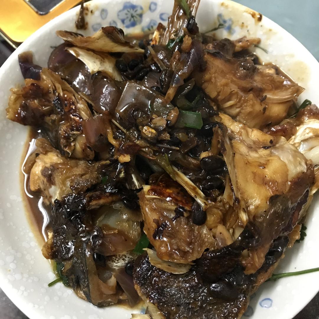 这么做《中餐厅》里的砂锅鱼头煲，超简单！