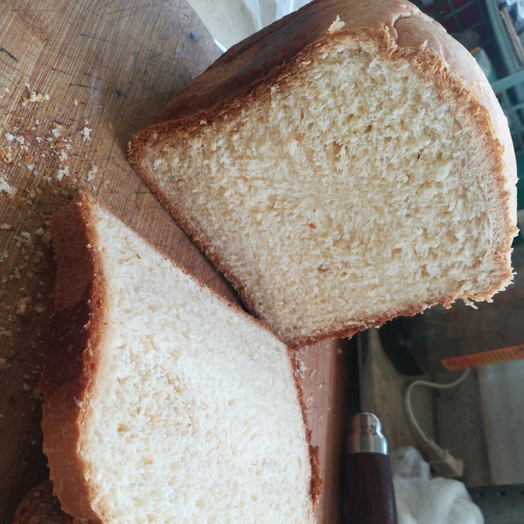 超软淡奶油一键式面包