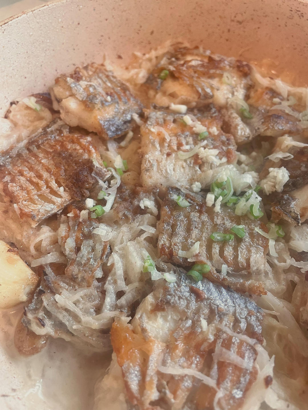 🔥宁波地道的家常菜 金汤萝卜丝烧大带鱼 肉质鲜嫩无比