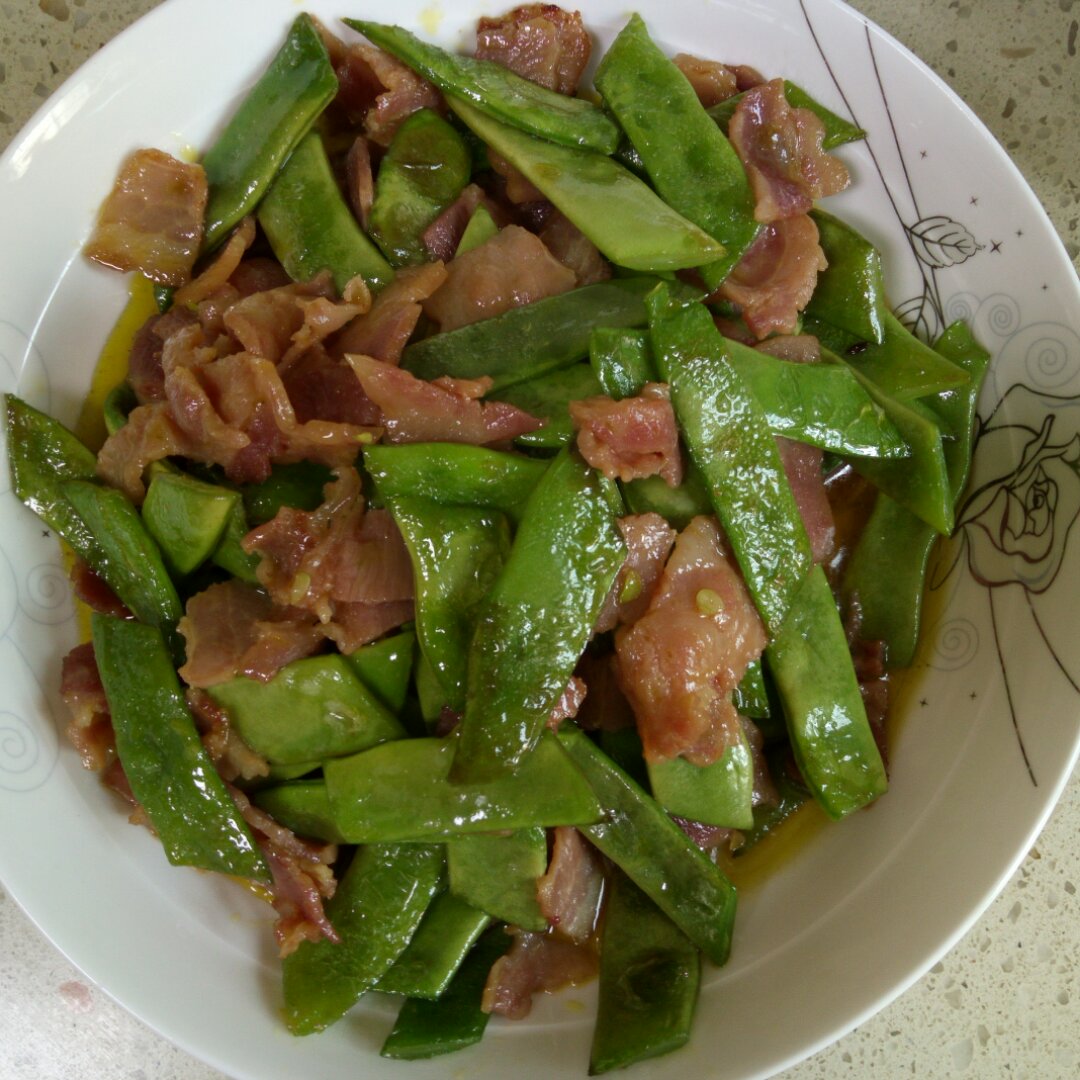 angelaju做的荷兰豆炒培根