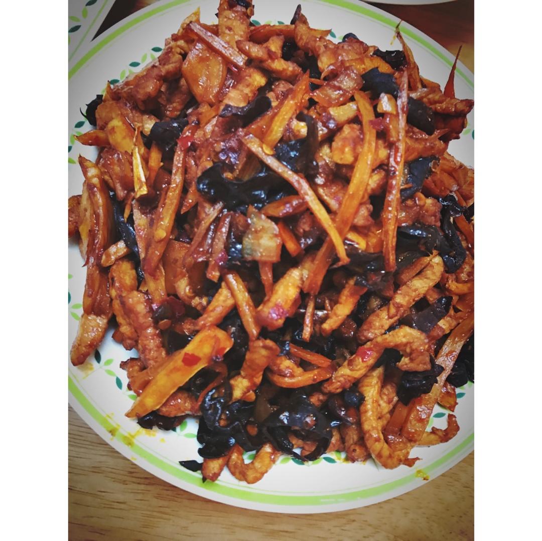 鱼香肉丝Yuxiang Shredded Pork