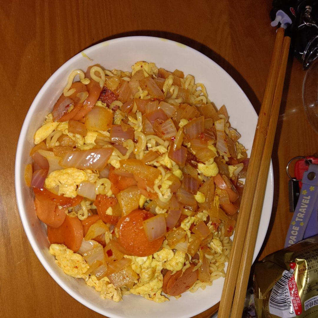 炒方便面￨幸福感爆棚