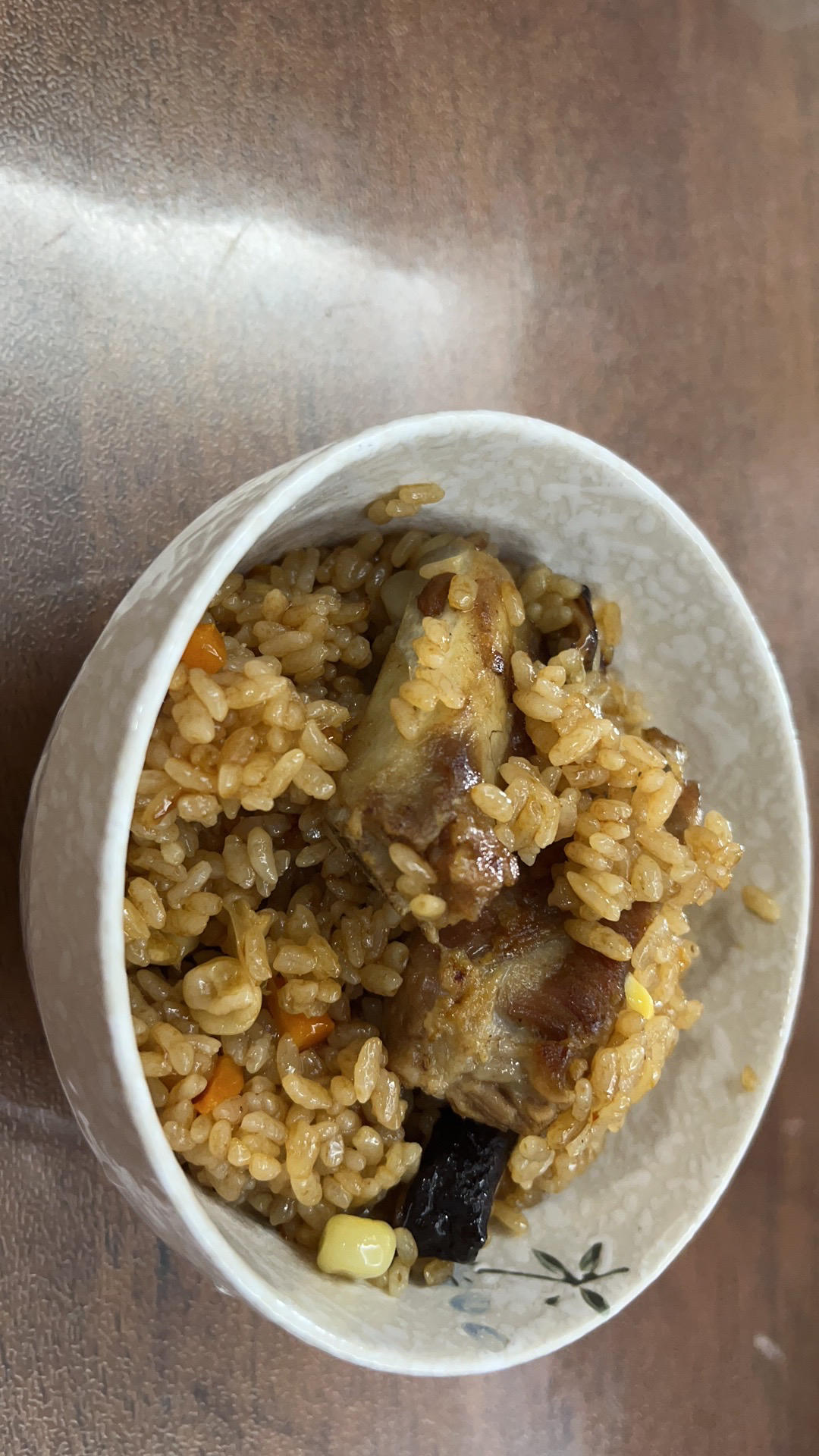 【排骨焖饭】