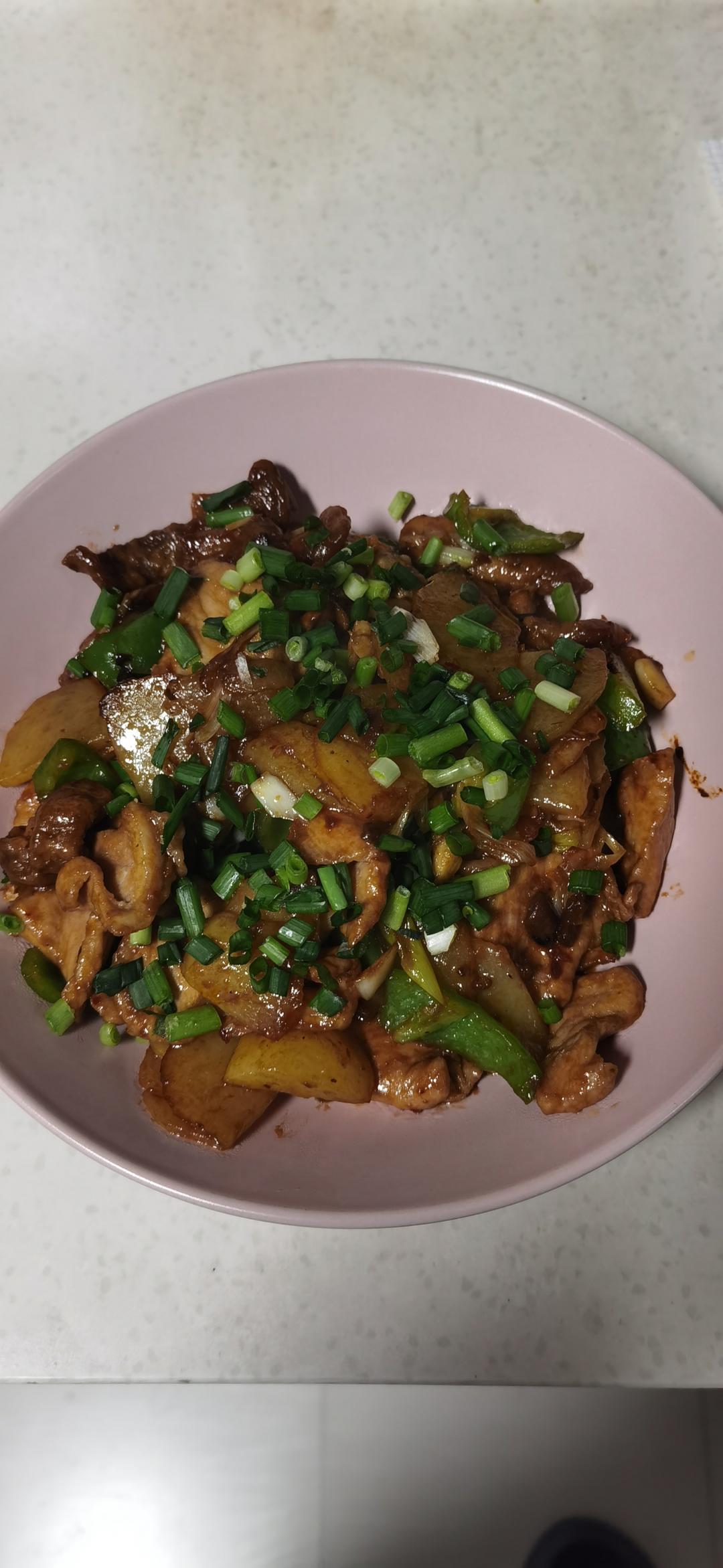 土豆片炒肉